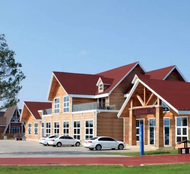 度假酒店也可以做輕鋼結(jié)構(gòu)的嗎?水上七星級輕鋼度假酒店!(圖5) 睿婕輕鋼別墅