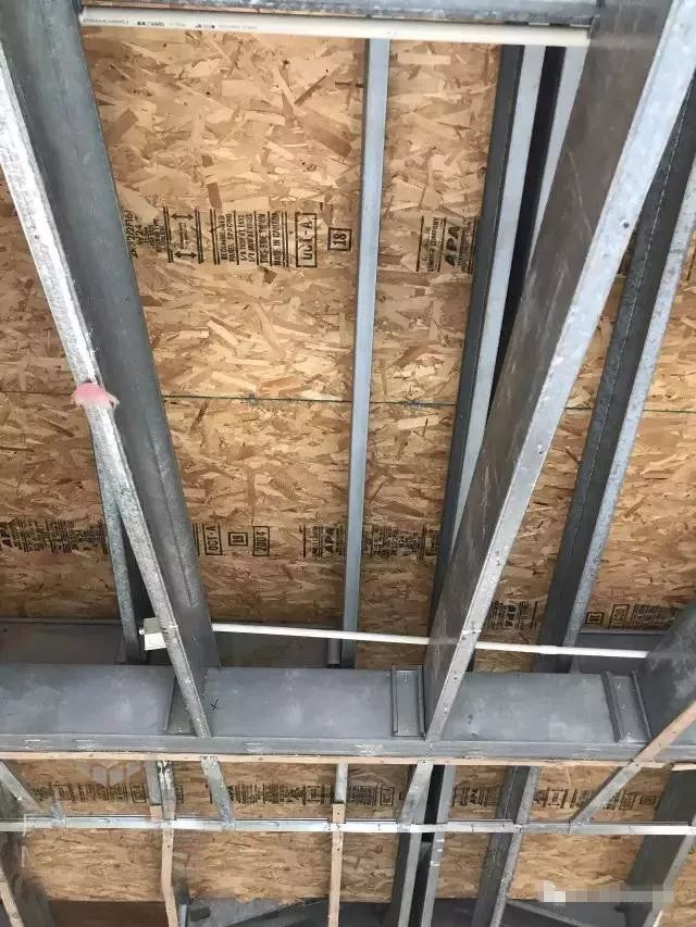 輕鋼別墅不會(huì)生銹,看看拆掉19年前的輕鋼別墅!(圖5) 睿婕輕鋼別墅