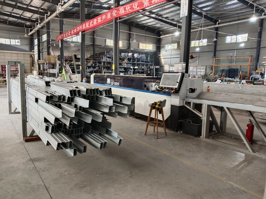 法國華僑代表團蒞臨睿婕輕鋼別墅工廠考察，探尋合作機會！(圖3)