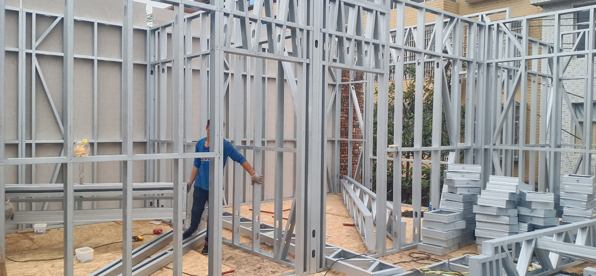 做好防腐工作的輕鋼別墅龍骨 做好防腐工作的輕鋼別墅龍骨