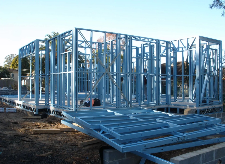 輕鋼別墅龍骨厚度揭秘：多少毫米才是安全與舒適的關鍵？